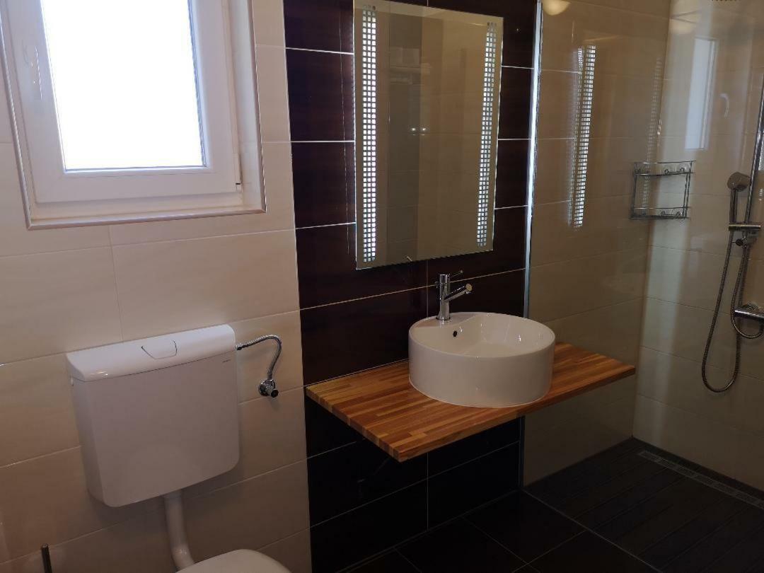 Panorama Sunset Apartments Cres Zewnętrze zdjęcie
